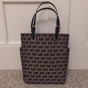Signature Michael Kors tote